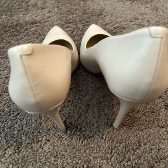 MICHAEL Michael Kors Cream heels, size 10 - Picture 2 of 6